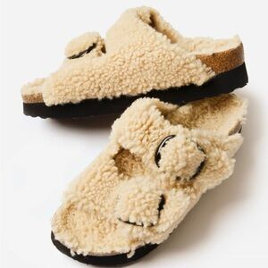 BIrkenstock shearling slides